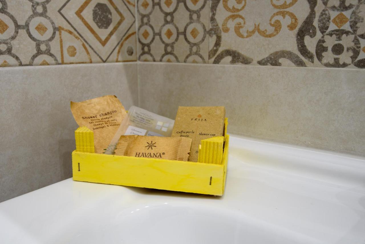 Housestation Palermo Buitenkant foto
