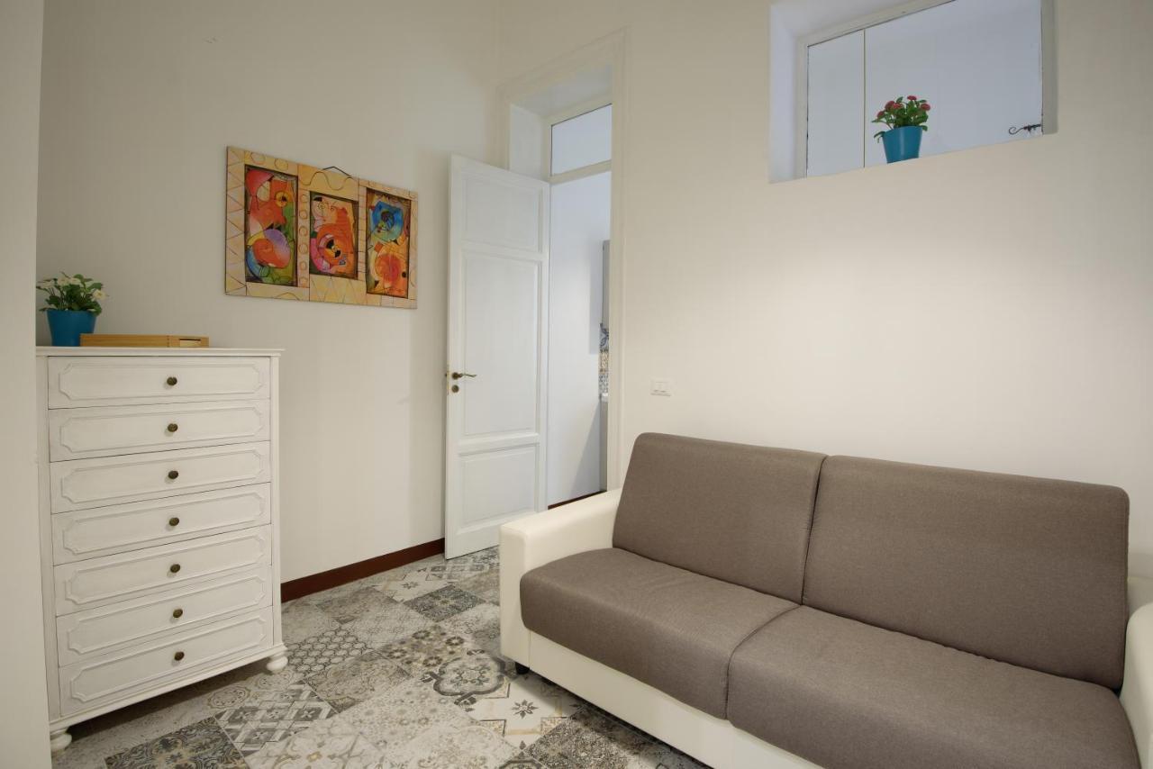 Housestation Palermo Buitenkant foto