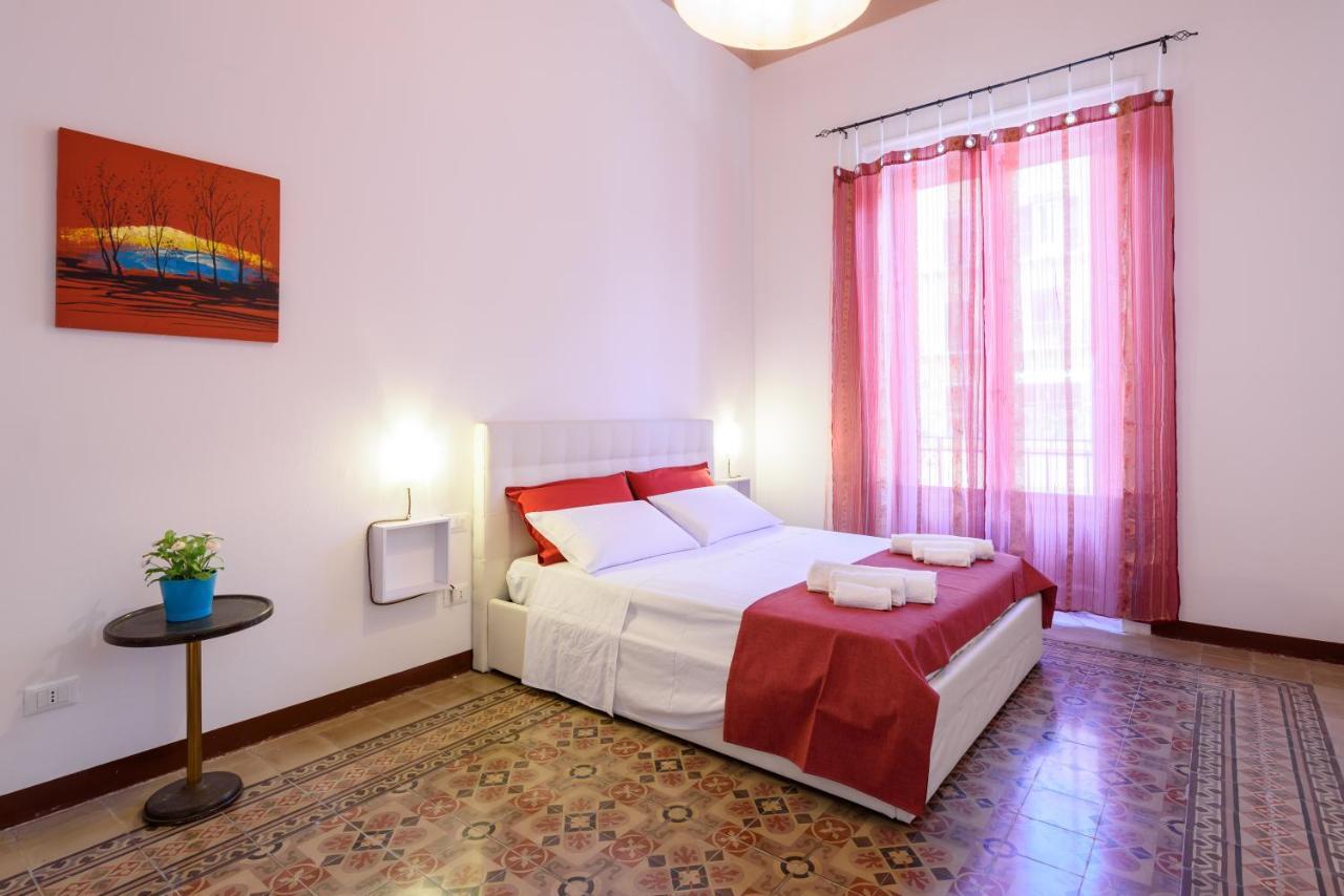Housestation Palermo Buitenkant foto