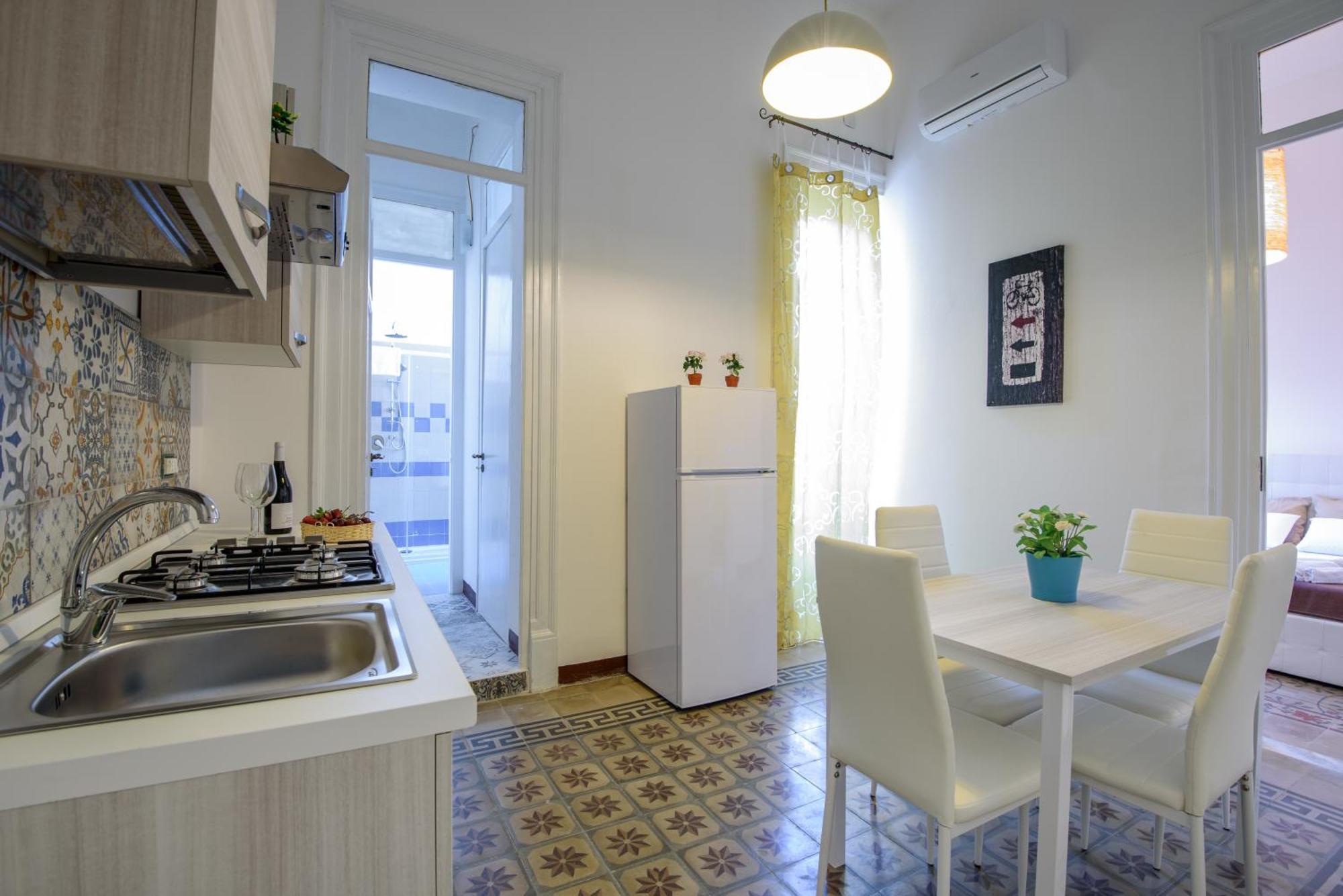 Housestation Palermo Buitenkant foto