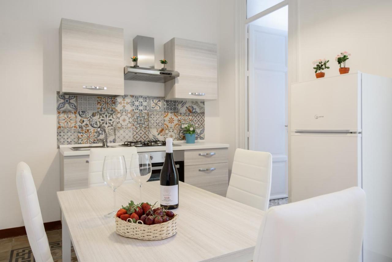 Housestation Palermo Buitenkant foto