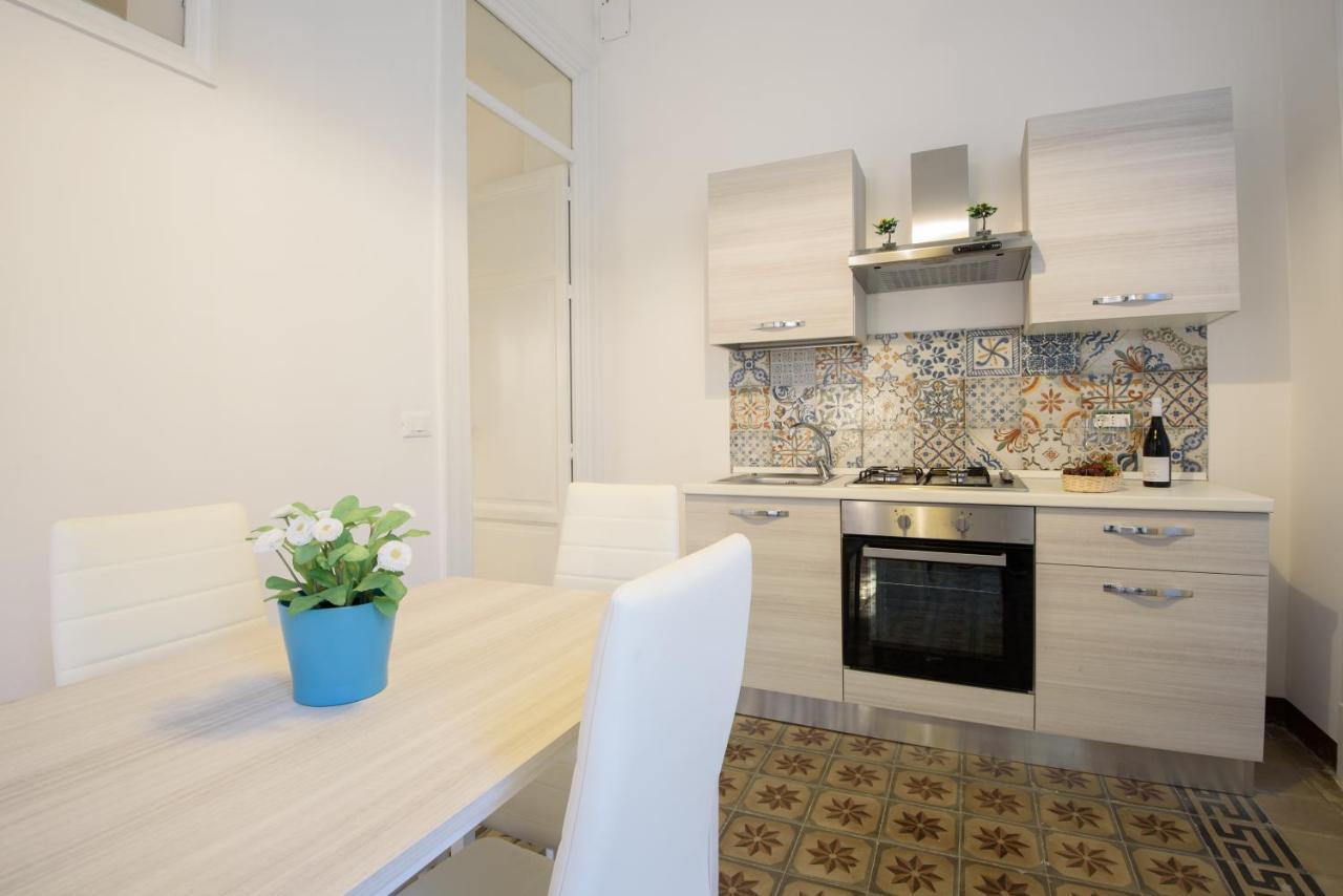 Housestation Palermo Buitenkant foto